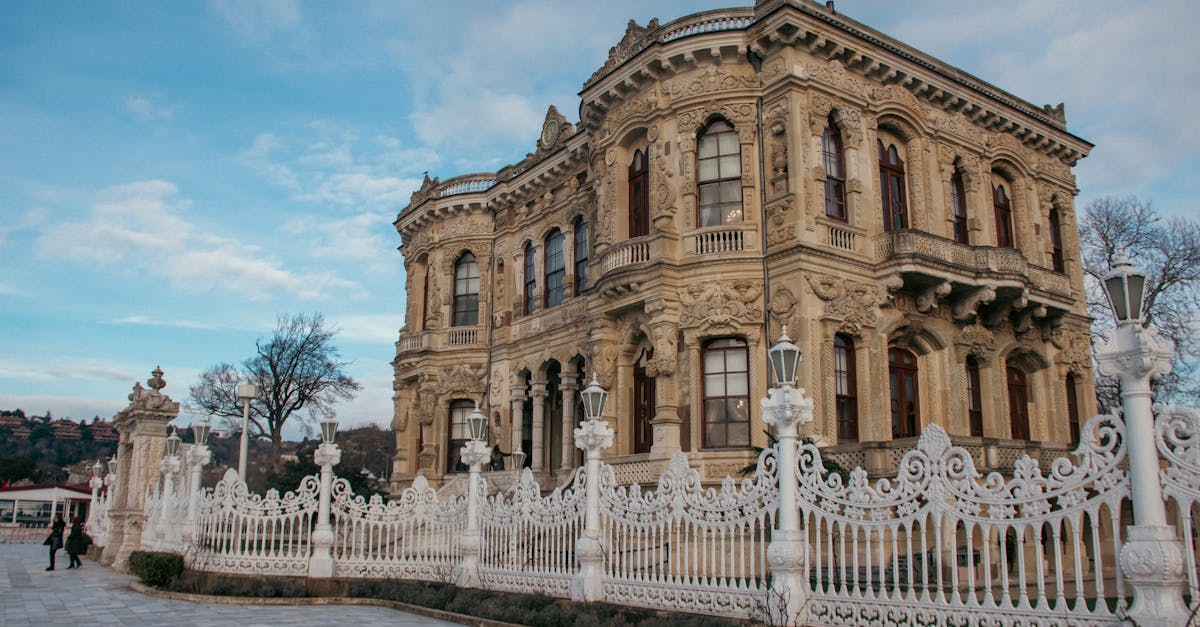 Visite historique de l'hôtel Gaillard : un joyau architectural à ...